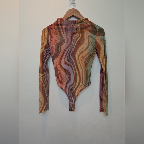 Swirl Pattern Mesh Bodysuit - Picture 2 of 3